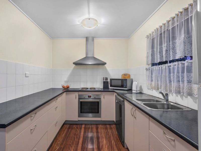 36 Bulgin Avenue, Wynnum West QLD 4178, Wynnum West - Thumbnail 4