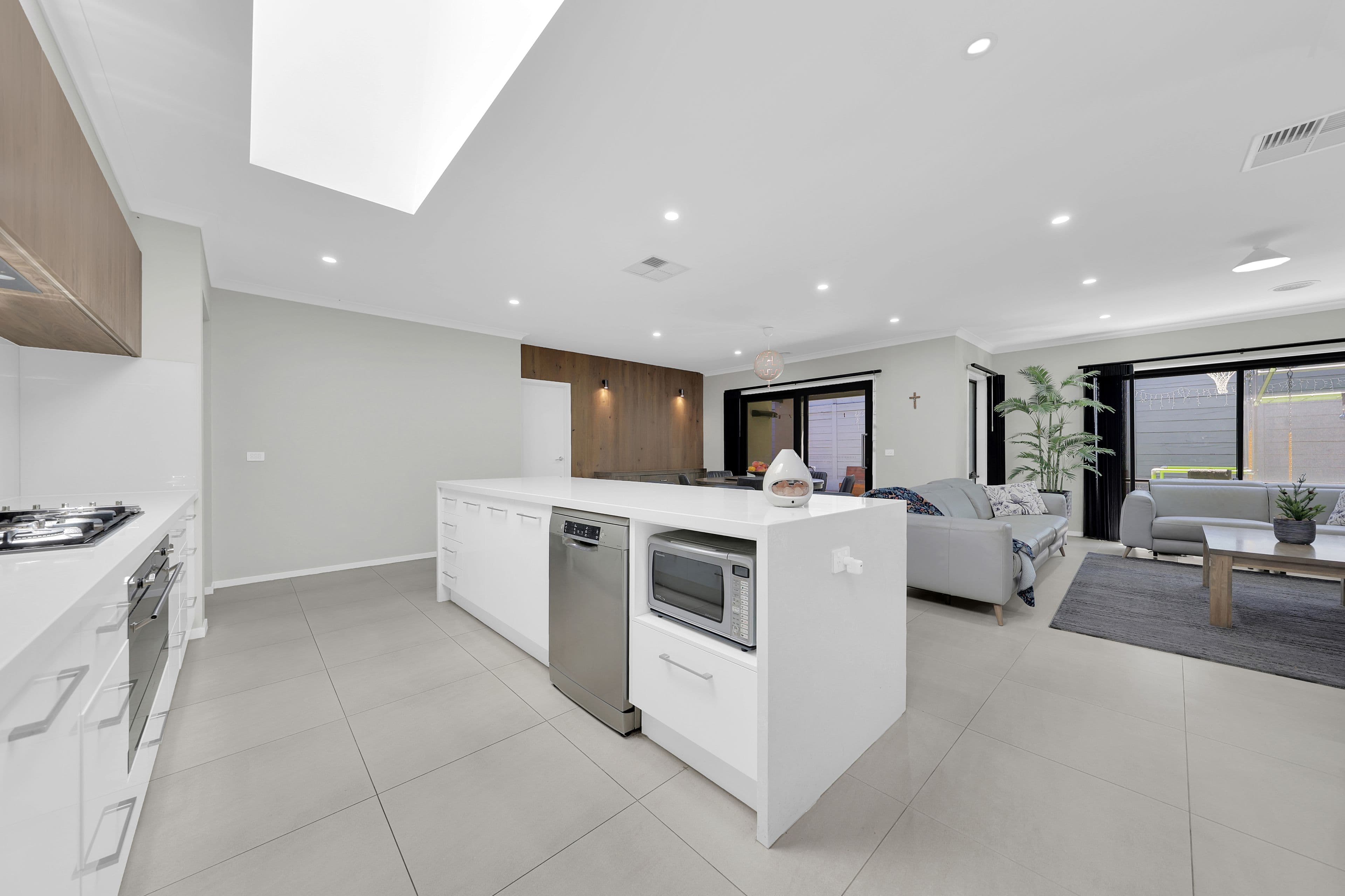 6 Porepunkah Street, Mernda VIC 3754, Mernda - Thumbnail 4