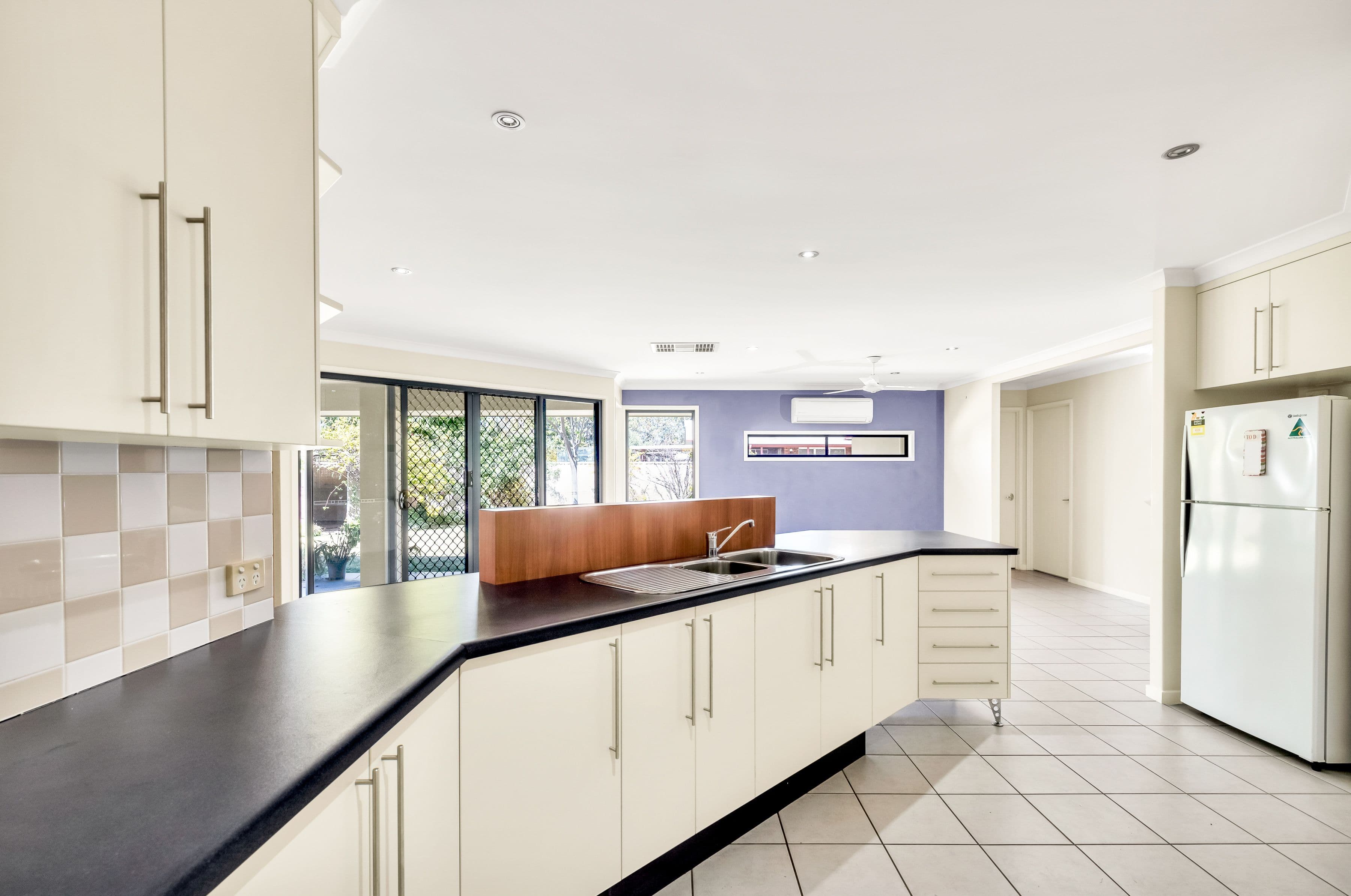 32 Park Avenue, Emerald QLD 4720, Emerald - Thumbnail 6