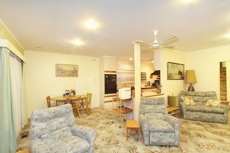 74 Gowrie Street, BENTLEIGH EAST VIC 3165, Bentleigh East - Thumbnail 3