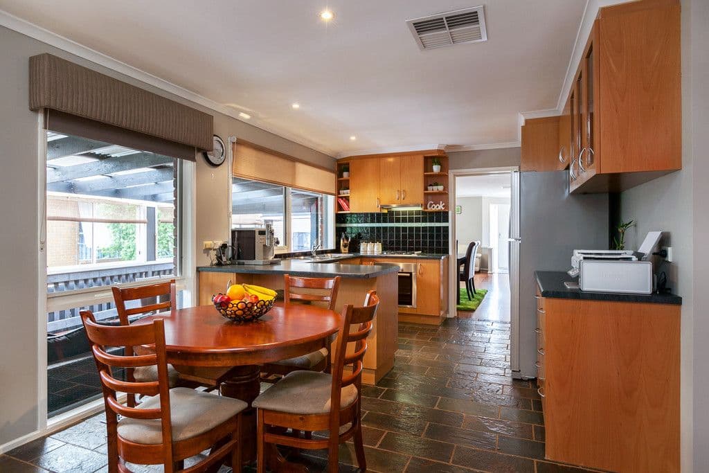 41 Stanley Jones Drive, SOUTH MORANG VIC 3752, South Morang - Thumbnail 5