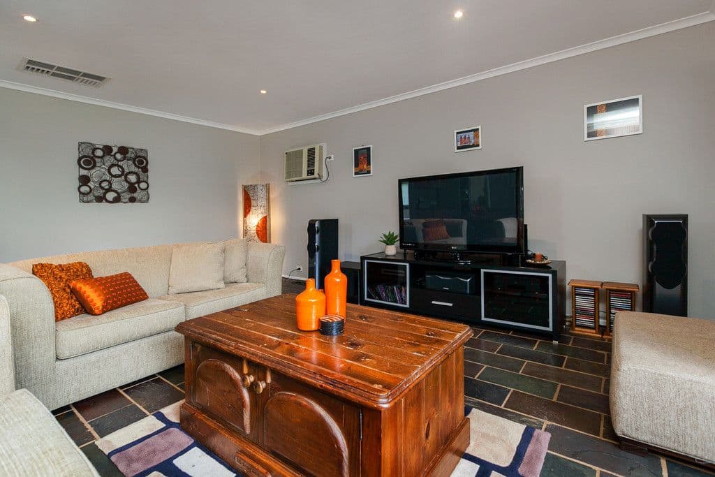 41 Stanley Jones Drive, SOUTH MORANG VIC 3752, South Morang - Thumbnail 6