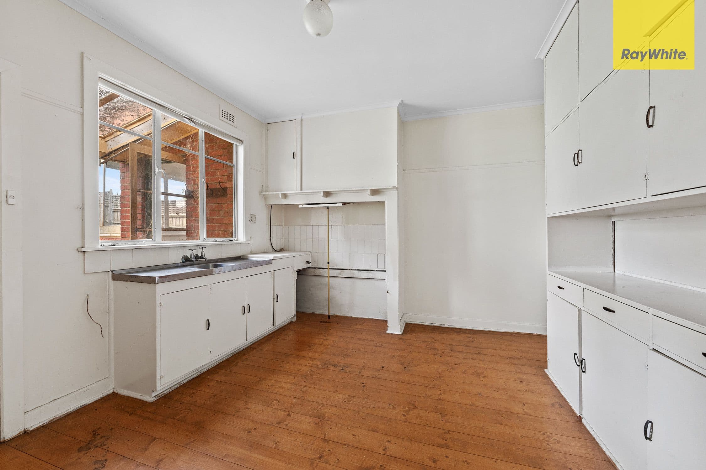146 Elgar Road, Box Hill South VIC 3128, Box Hill South - Thumbnail 5