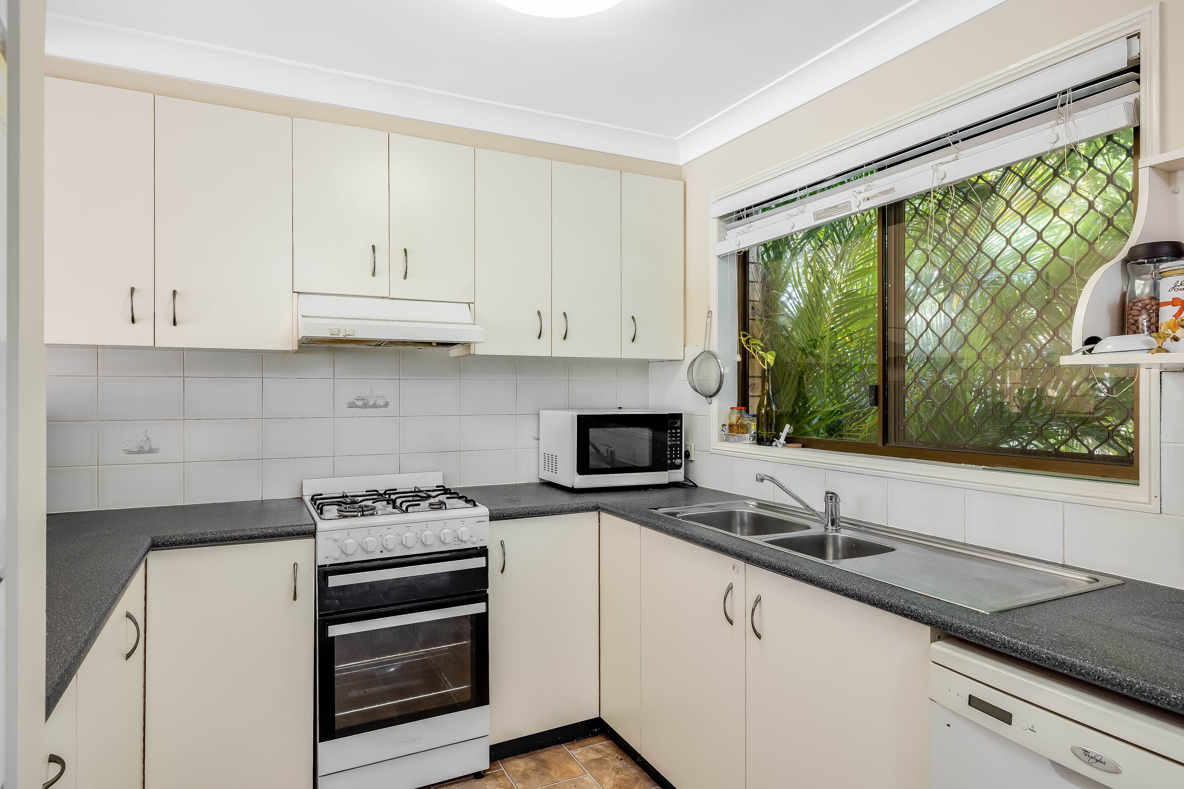251 Herries Street, Newtown QLD 4350, Newtown - Thumbnail 4