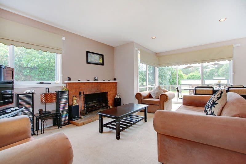 6 Warilda Court, MORNINGTON VIC 3931, Mornington - Thumbnail 2