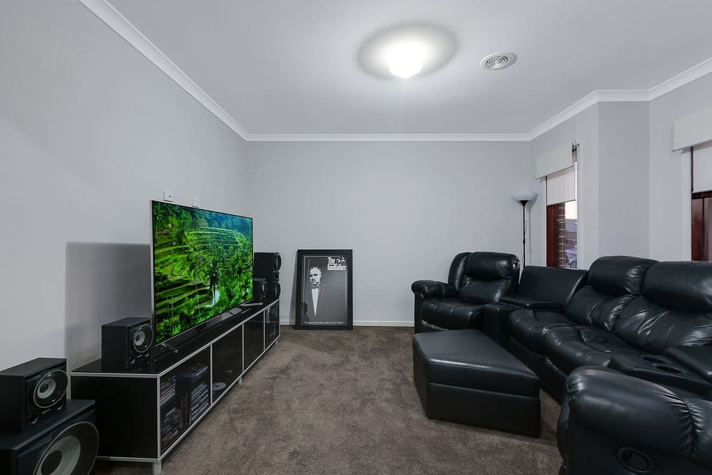 8 Mottled Avenue, EPPING VIC 3076, Epping - Thumbnail 8
