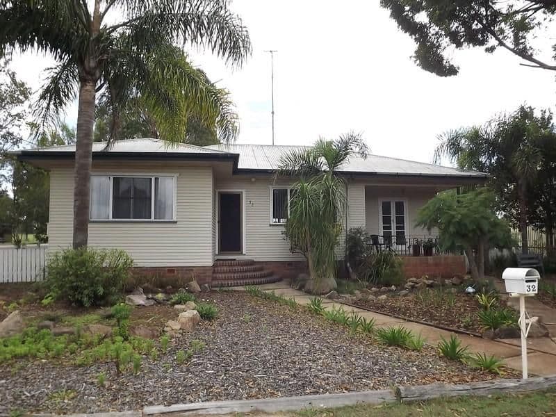 32 James Street, CROWS NEST QLD 4355, Crows Nest - Thumbnail 2