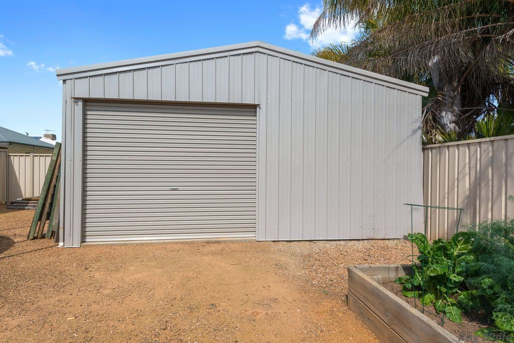 15 Champagne Crescent, Yarrawonga VIC 3730, Yarrawonga - Thumbnail 5