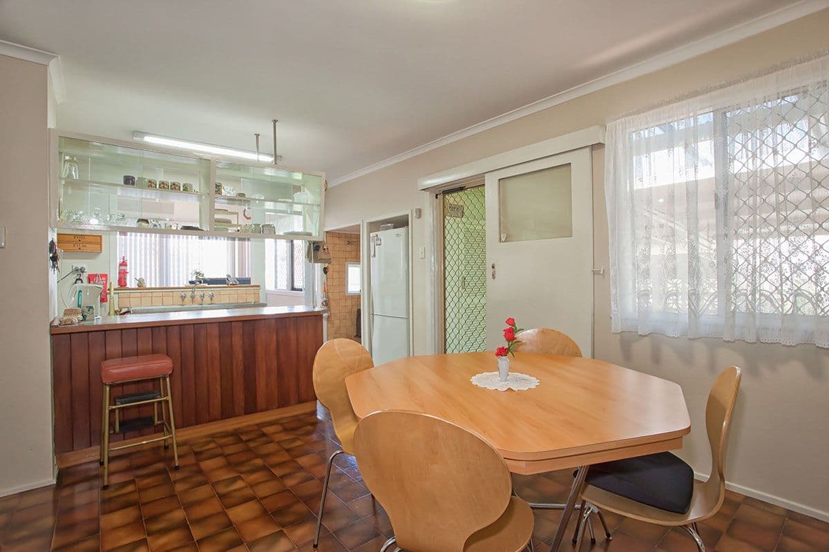 30 Lloyd Street, Harristown QLD 4350, Harristown - Thumbnail 4