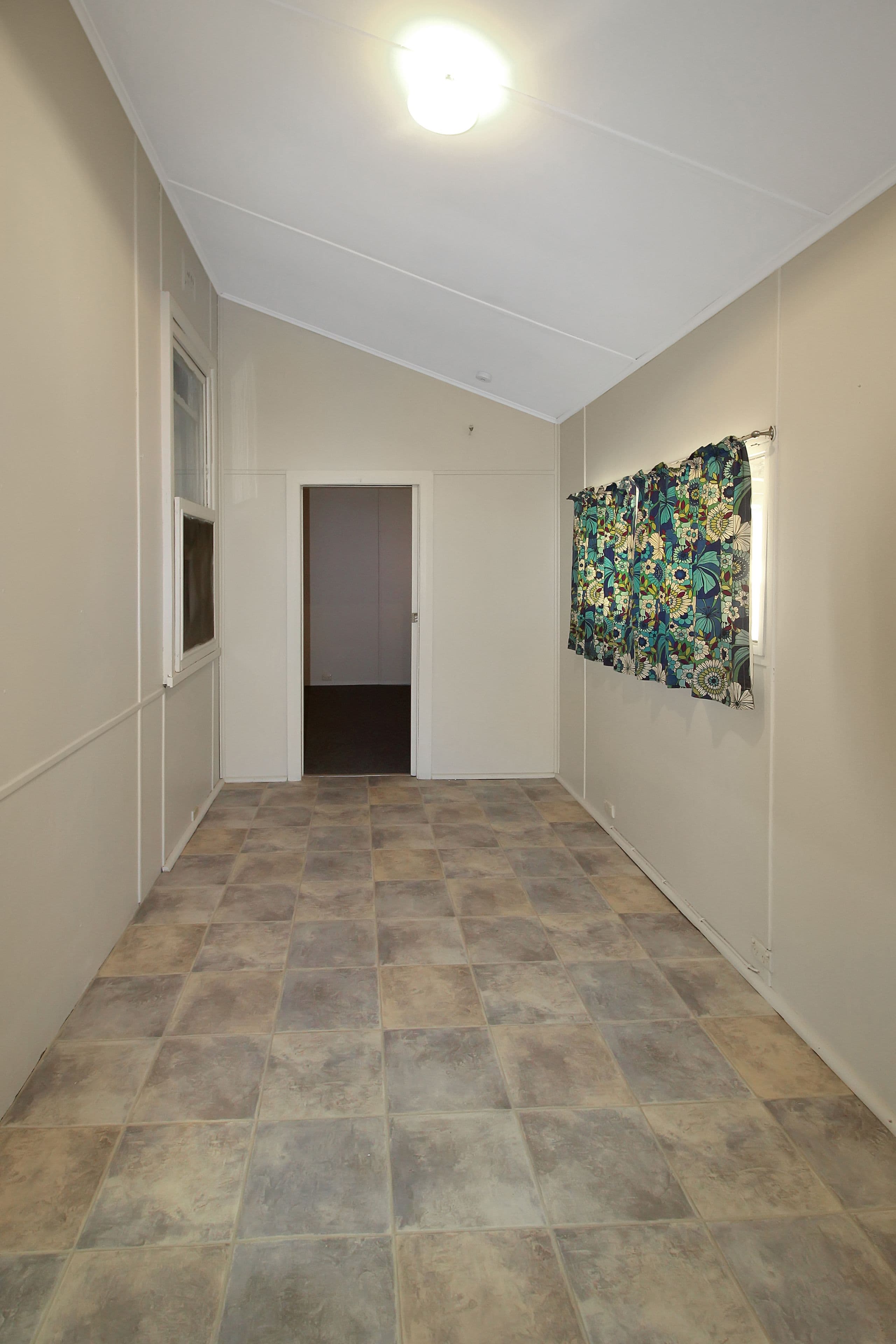 207 Sixteenth Street, Renmark SA 5341, Renmark - Thumbnail 5