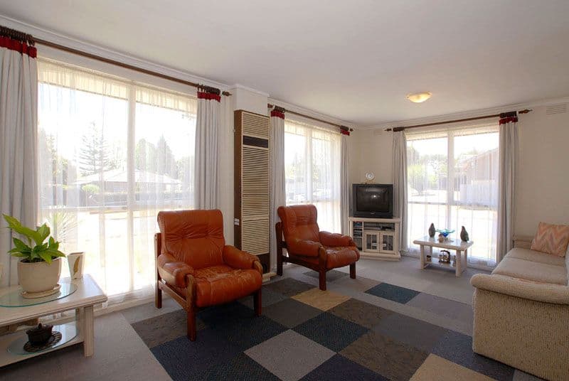 11 Blaxland Avenue, FRANKSTON SOUTH VIC 3199, Frankston South - Thumbnail 2