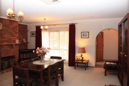 30 Shiraz Crescent, COROWA NSW 2646, Corowa - Thumbnail 3
