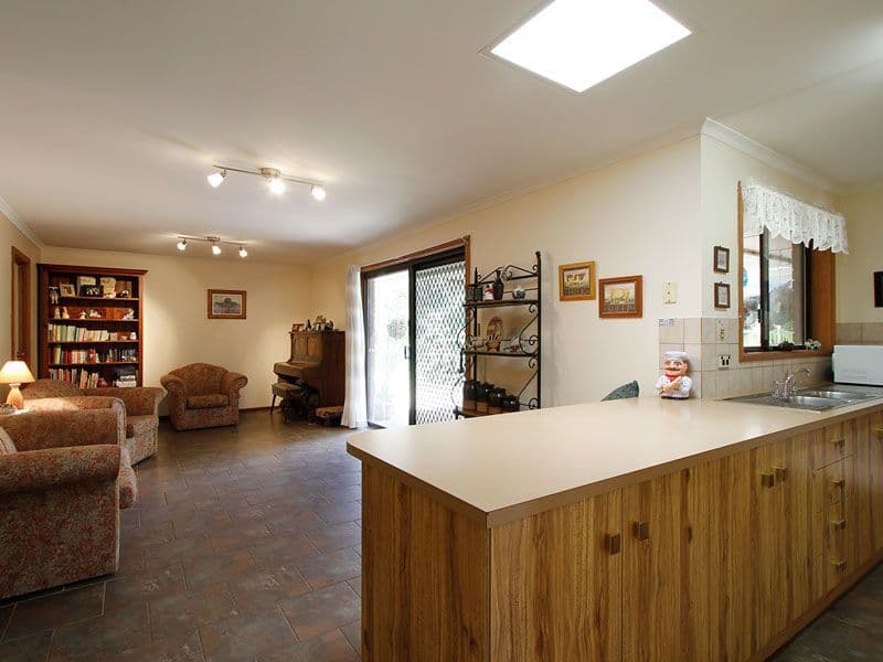 8 Marelle Way, NOARLUNGA DOWNS SA 5168, Noarlunga Downs - Thumbnail 8