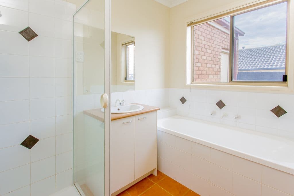 9 Jolley Rise, Melton West VIC 3337, Melton West - Thumbnail 6