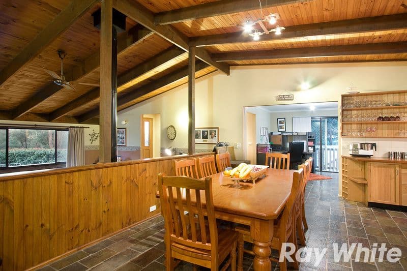 48 Caroline Avenue, COCKATOO VIC 3781, Cockatoo - Thumbnail 2