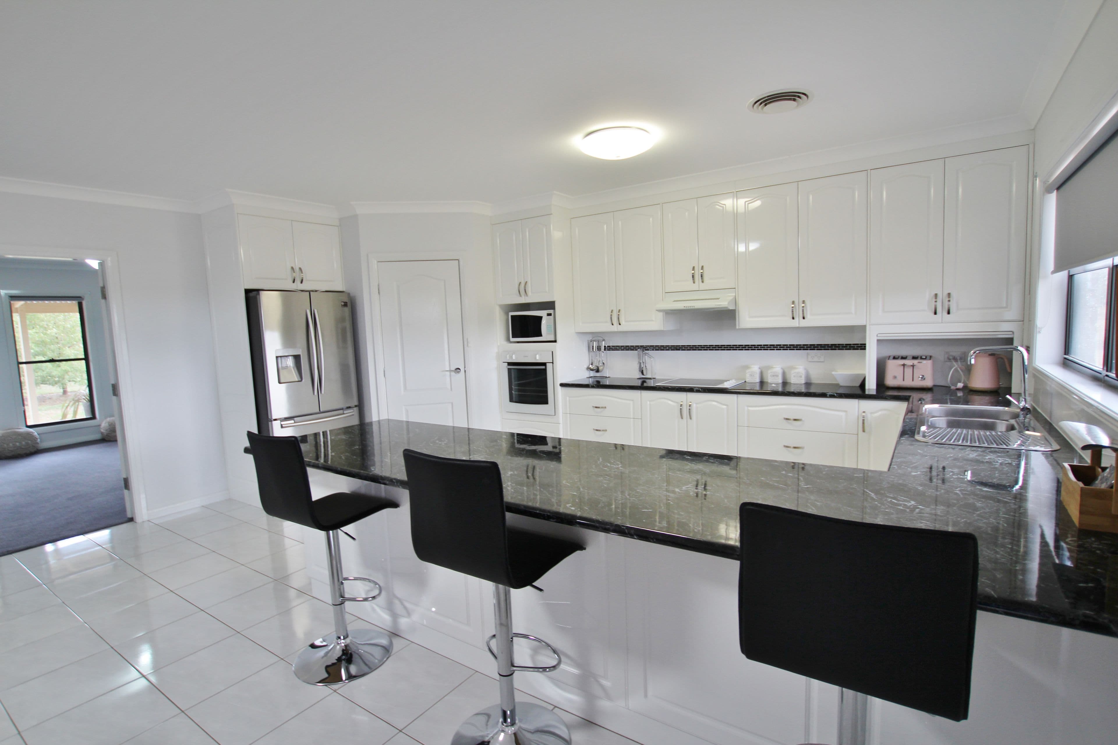 158 Willawong Street, Young NSW 2594, Young - Thumbnail 3