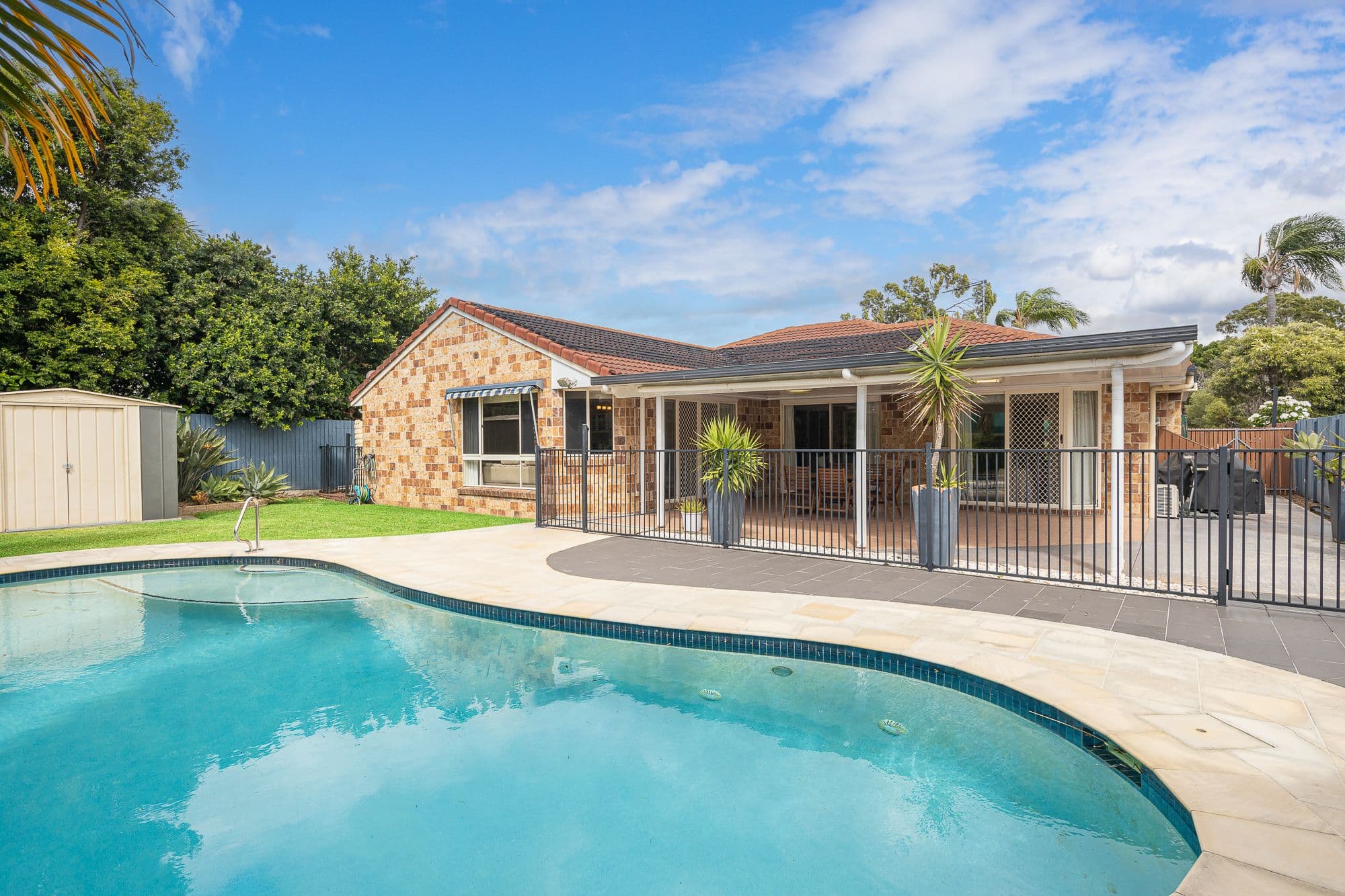 209 Ashmole Road, Newport QLD 4020, Newport - Thumbnail 2