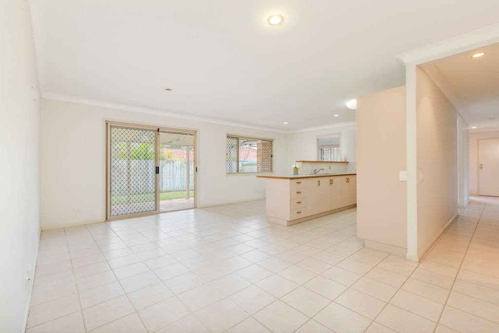 28 Lexington Place, Wishart QLD 4122, Wishart - Thumbnail 5