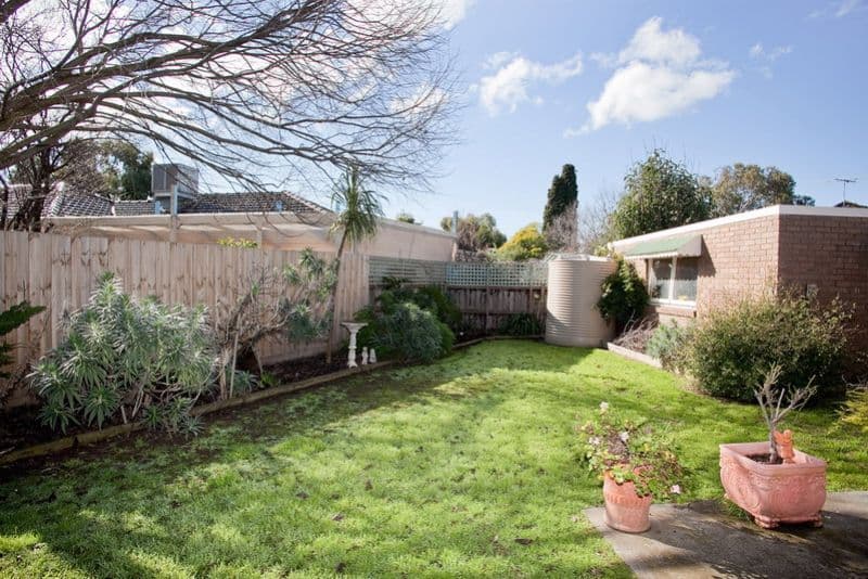 2 Ulm Close, MILL PARK VIC 3082, Mill Park - Thumbnail 3
