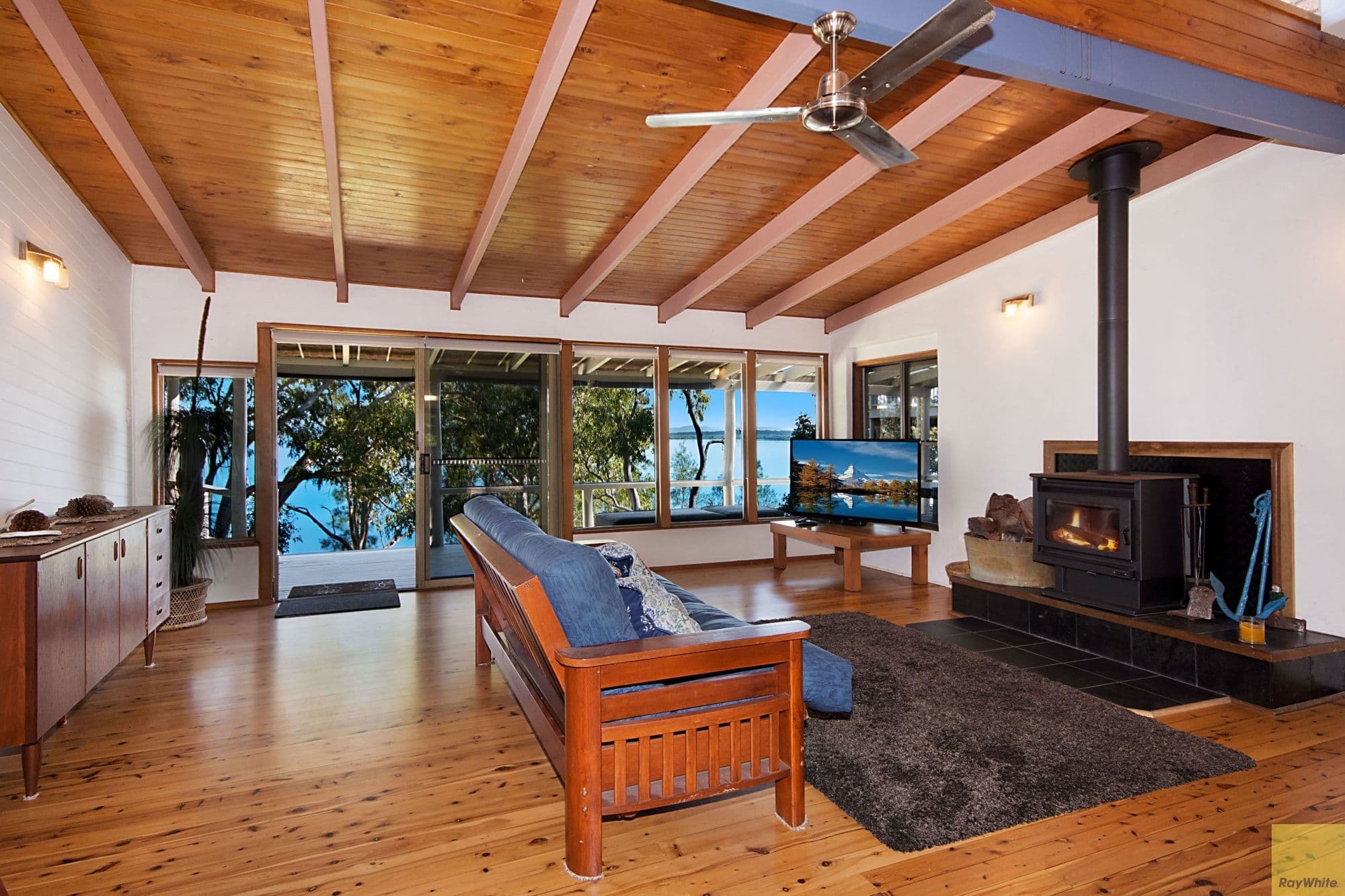 131 Lakes Boulevard, Wooloweyah - Thumbnail 4