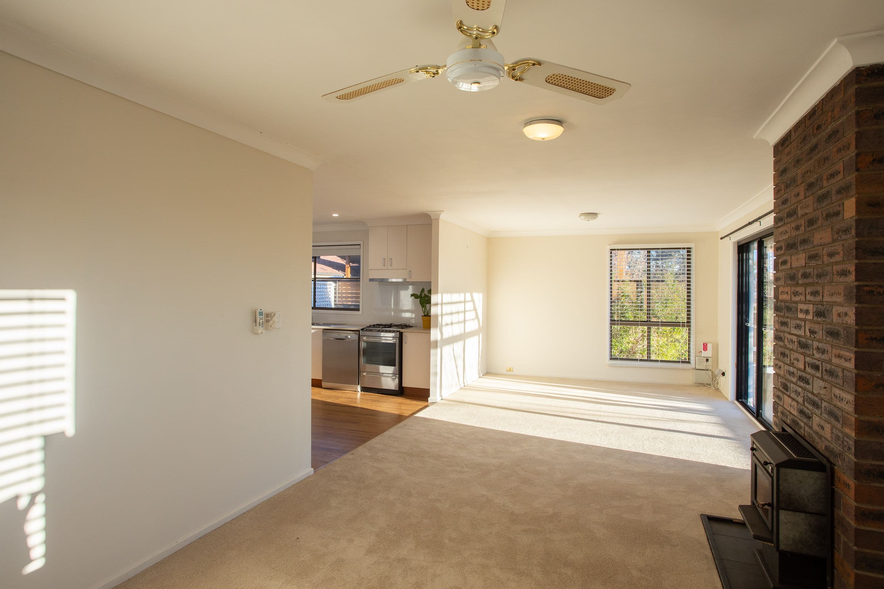 7 Hughes Place, Armidale NSW 2350, Armidale - Thumbnail 2