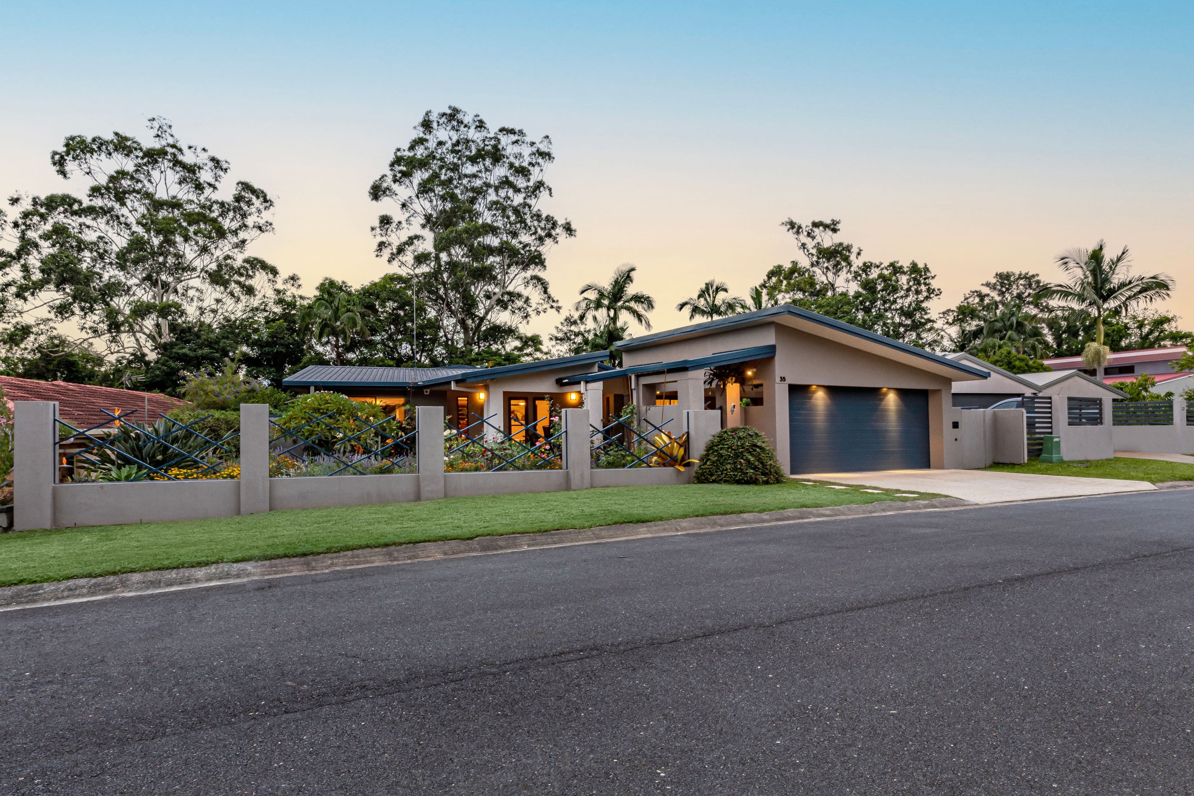 35 Bartlett Avenue, Nerang QLD 4211, Nerang - Thumbnail 2