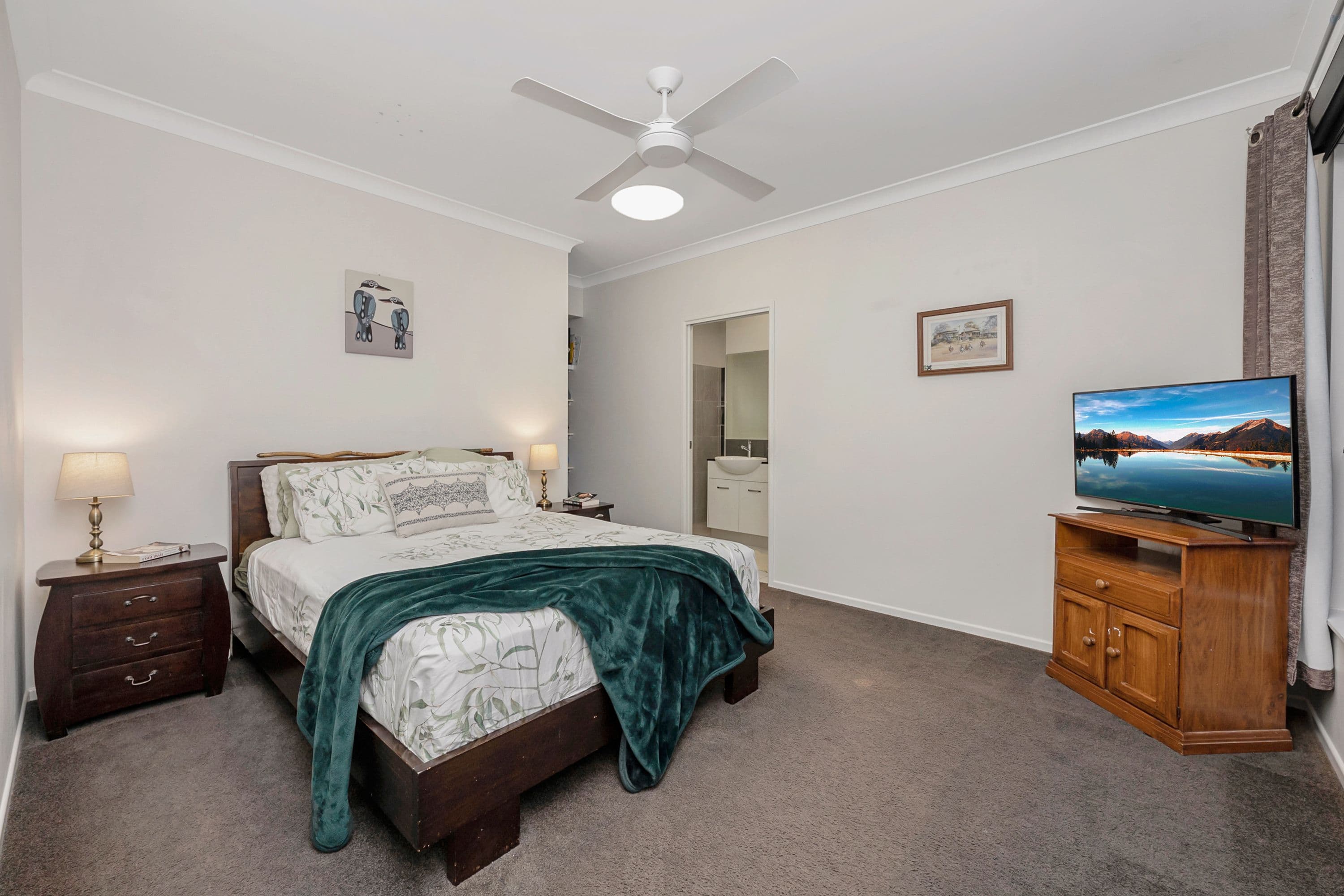 89 Sunhaven Boulevard, Burdell QLD 4818, Burdell - Thumbnail 6