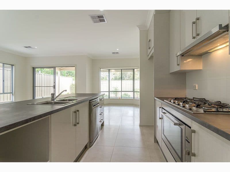 3A Oakridge Close, Aberfoyle Park SA 5159, Aberfoyle Park - Thumbnail 5