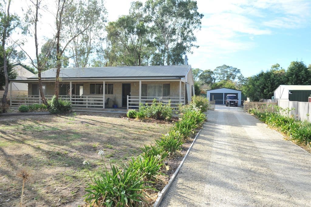 23 Wattle Drive, HEATHCOTE VIC 3523, Heathcote - Thumbnail 8