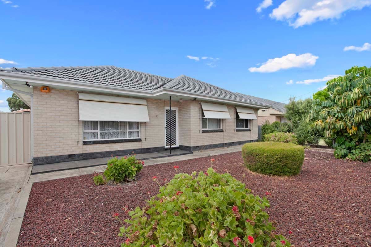 12 Charmaine Avenue, Para Vista SA 5093, Para Vista - Thumbnail 2