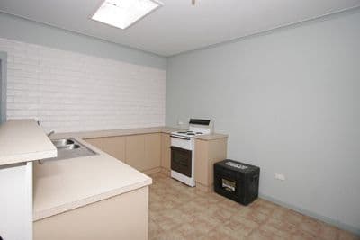 28 Brendan Street, CHRISTIE DOWNS SA 5164, Christie Downs - Thumbnail 2