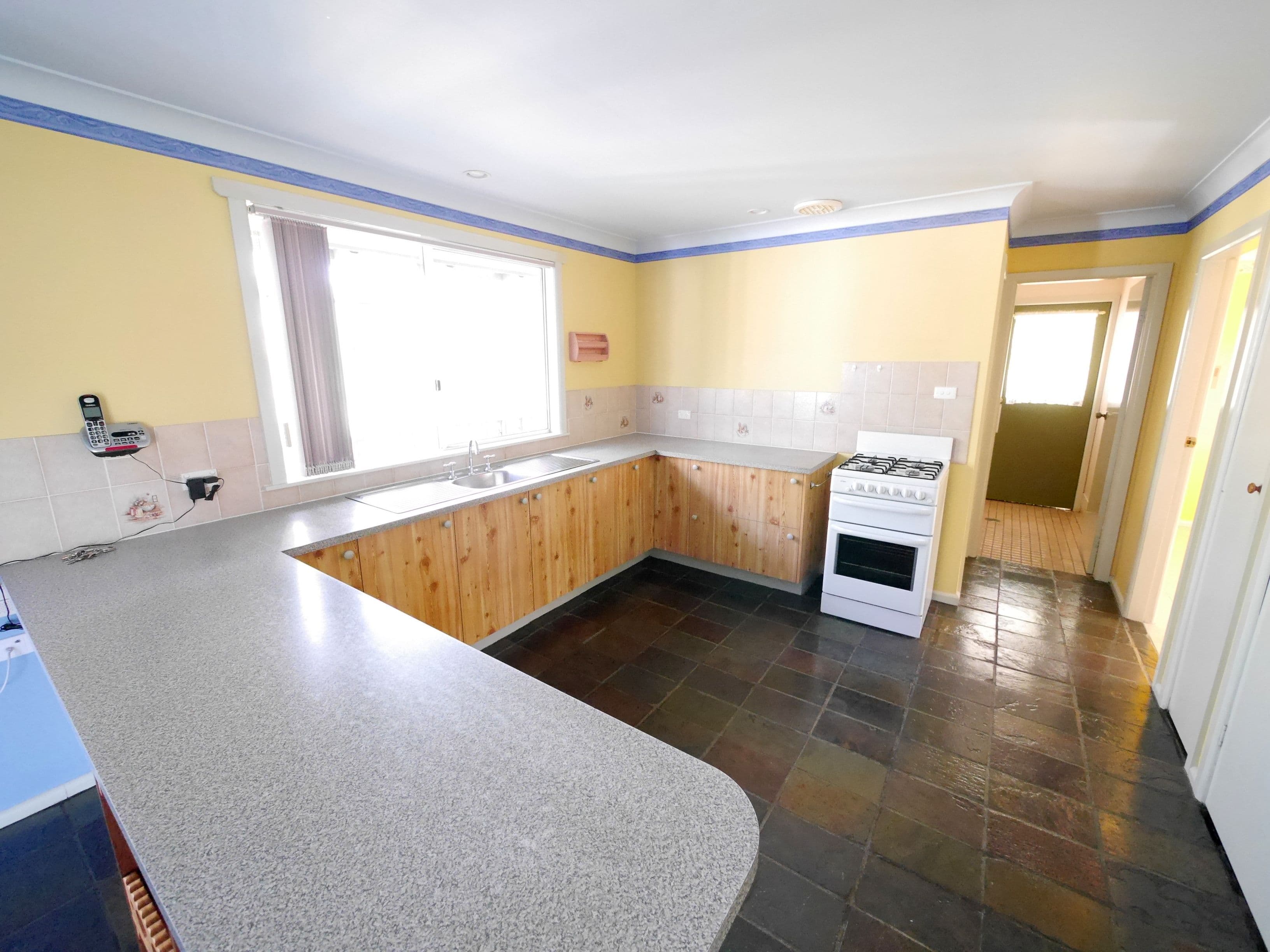 5 Parkes Street, Woodstock - Thumbnail 2
