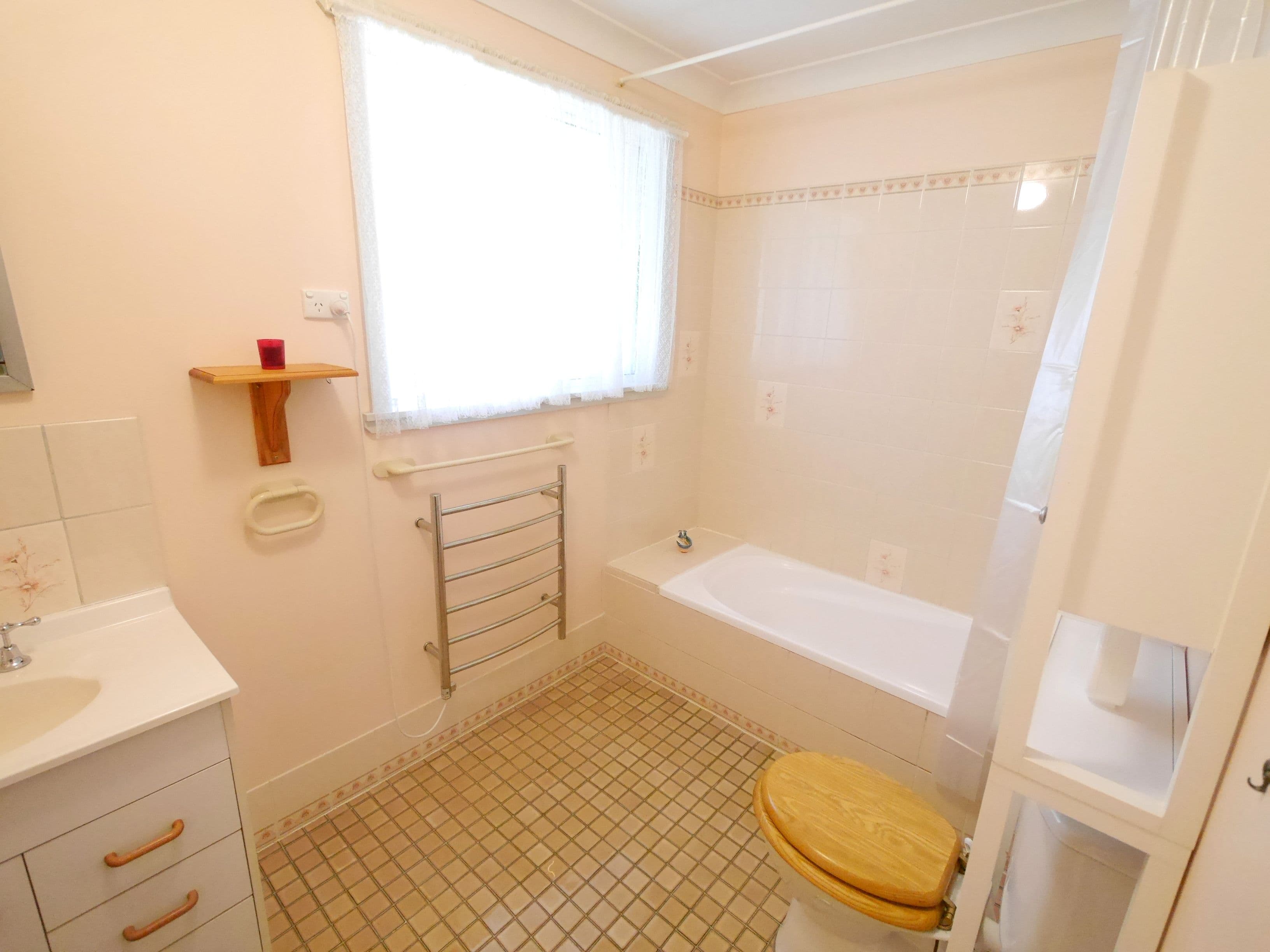 5 Parkes Street, Woodstock - Thumbnail 5