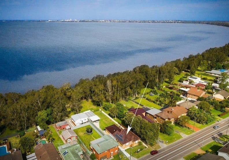 207 Lakedge Avenue, Berkeley Vale - Thumbnail 2