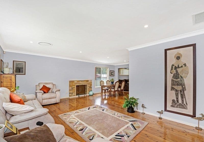 207 Lakedge Avenue, Berkeley Vale - Thumbnail 5