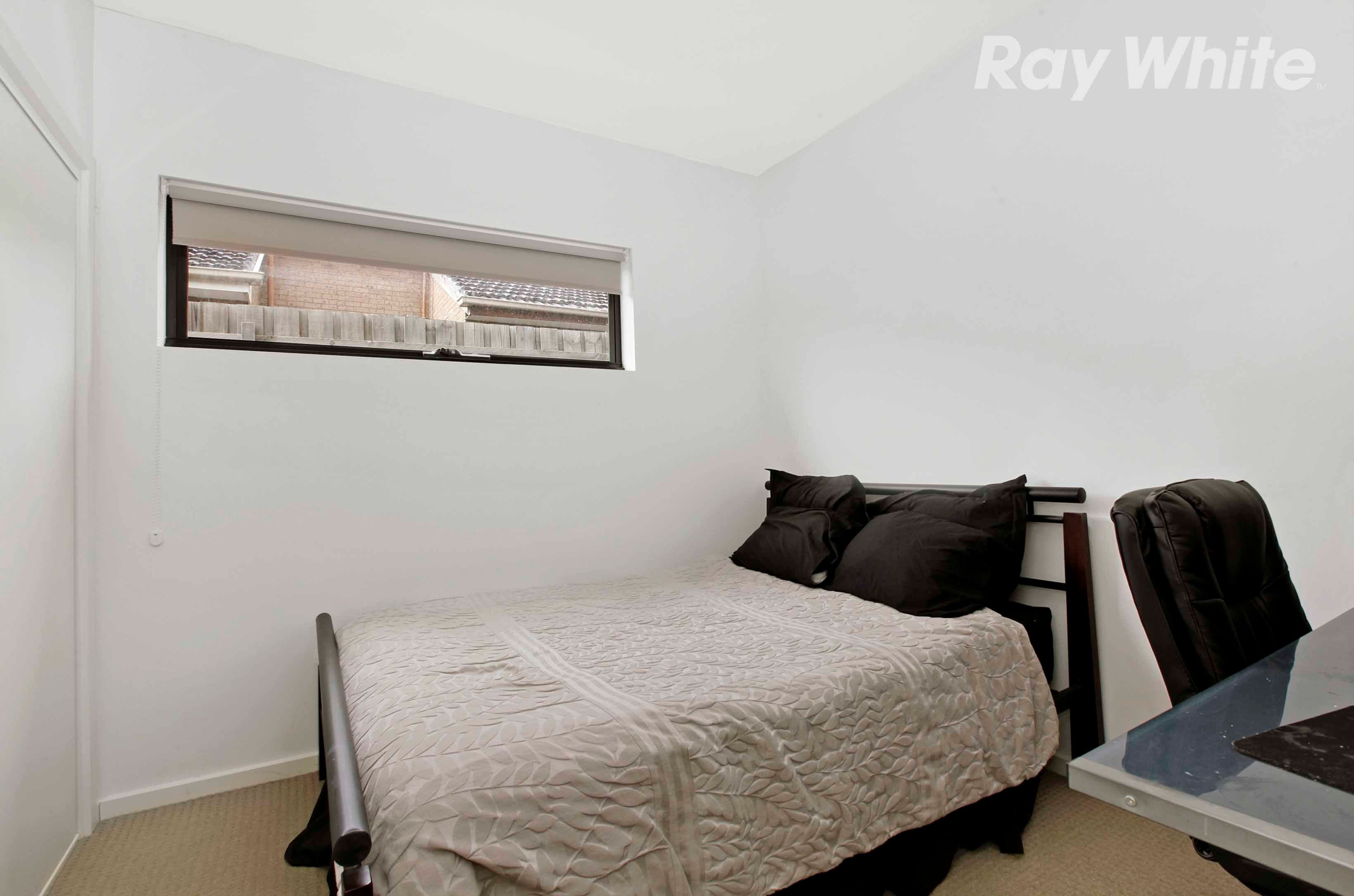 99 Barton Street, Reservoir VIC 3073, Reservoir - Thumbnail 4