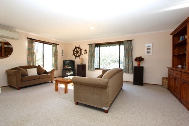 5 Glen Isla Court, Cowes VIC 3922, Cowes - Thumbnail 2