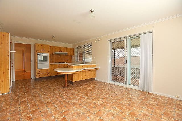67 Higgins Street, CONDELL PARK NSW 2200, Condell Park - Thumbnail 4