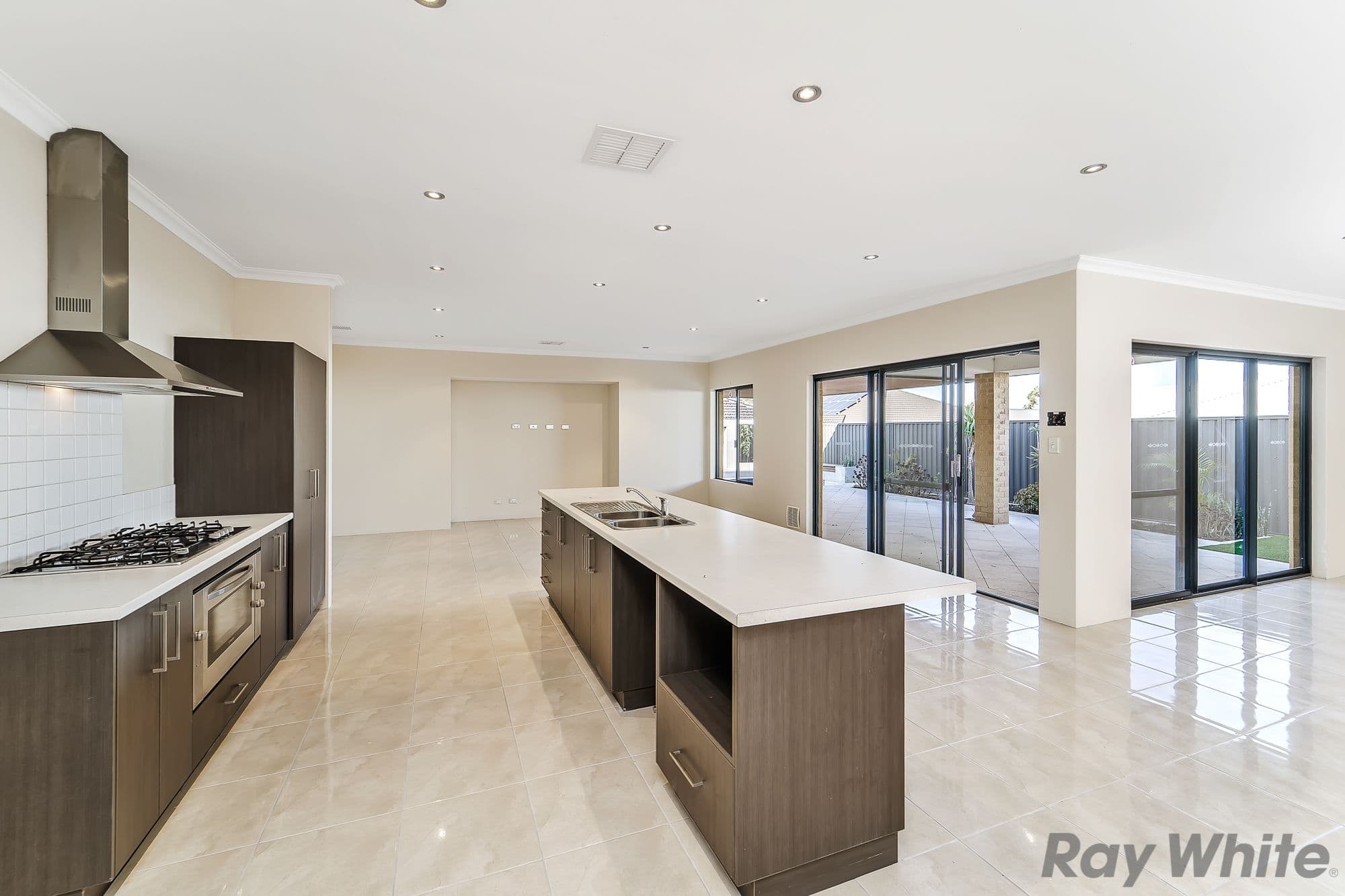 7 Amergin Street, Aveley WA 6069, Aveley - Thumbnail 3