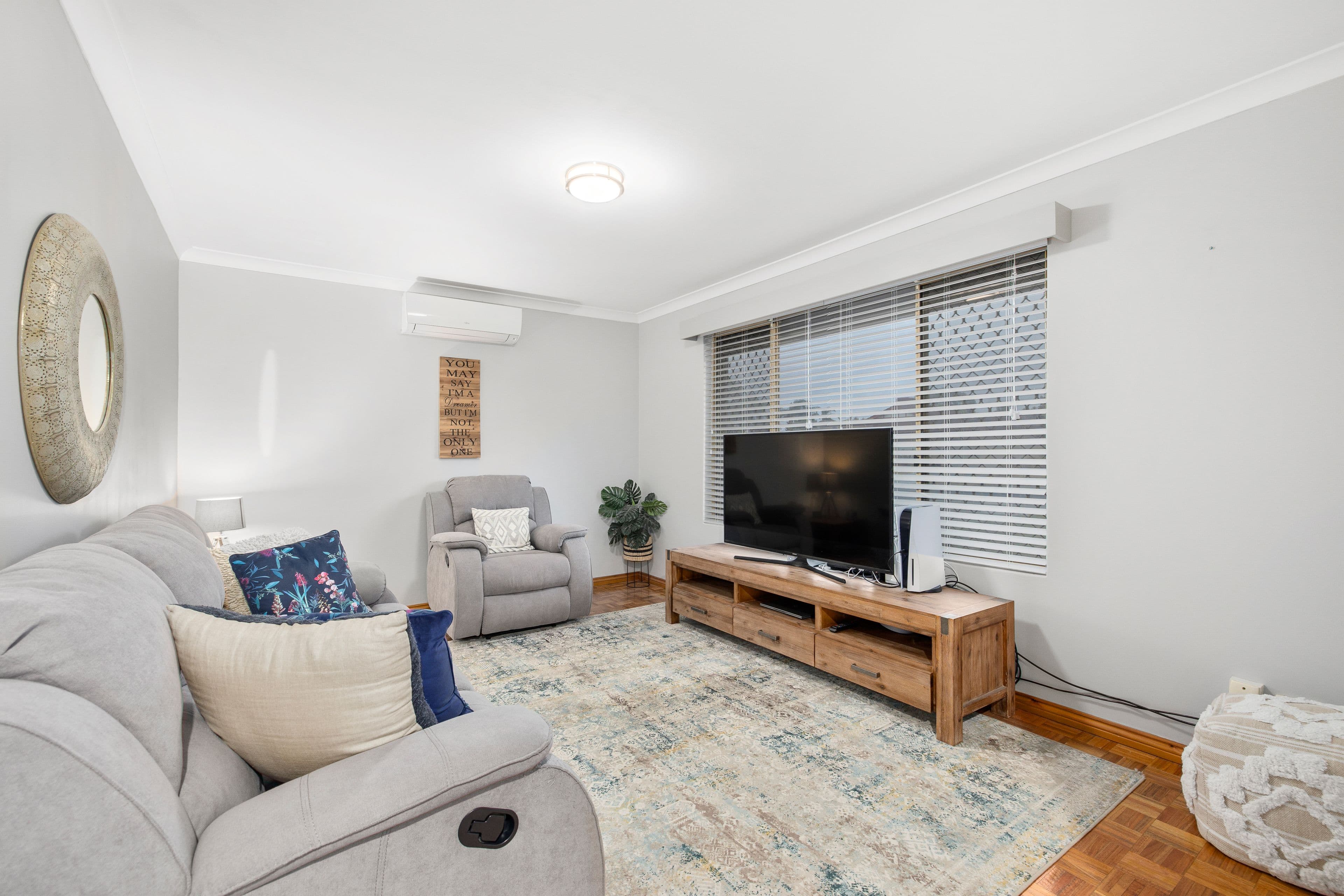 63 Hillcrest Road, Alexander Heights WA 6064, Alexander Heights - Thumbnail 2