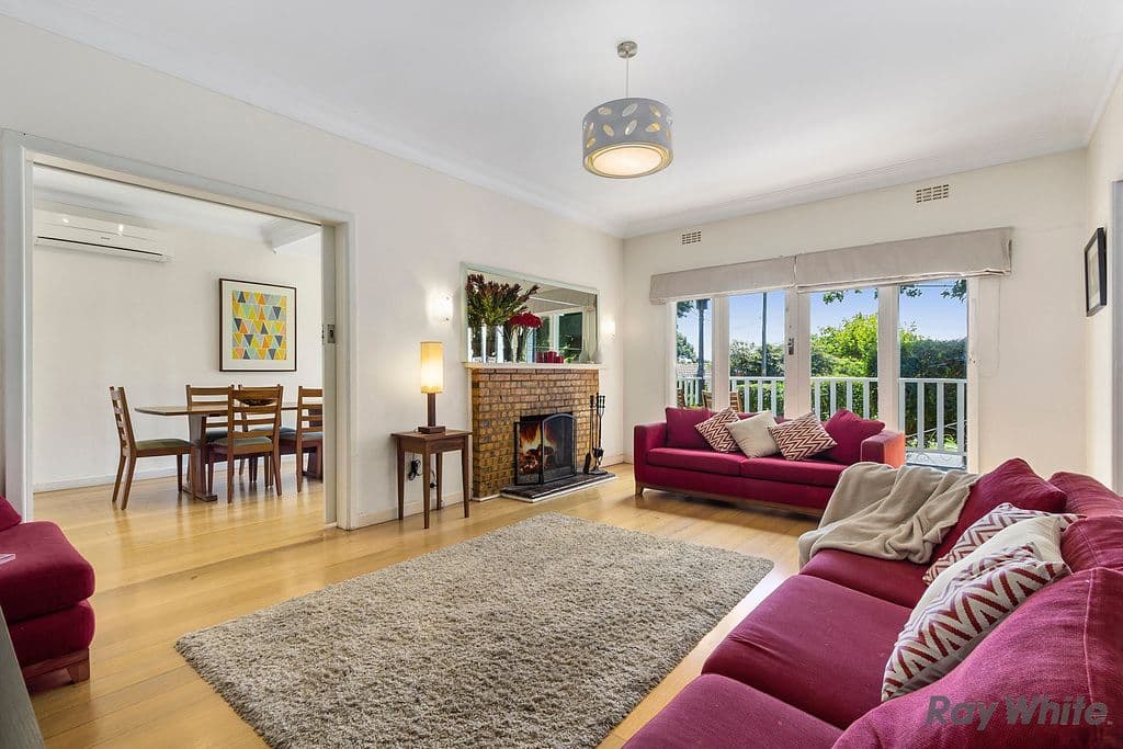 32 Woodhouse Grove, Box Hill North VIC 3129, Box Hill North - Thumbnail 2