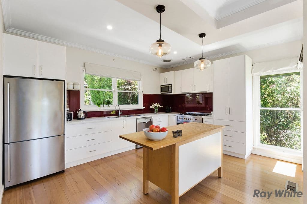32 Woodhouse Grove, Box Hill North VIC 3129, Box Hill North - Thumbnail 3