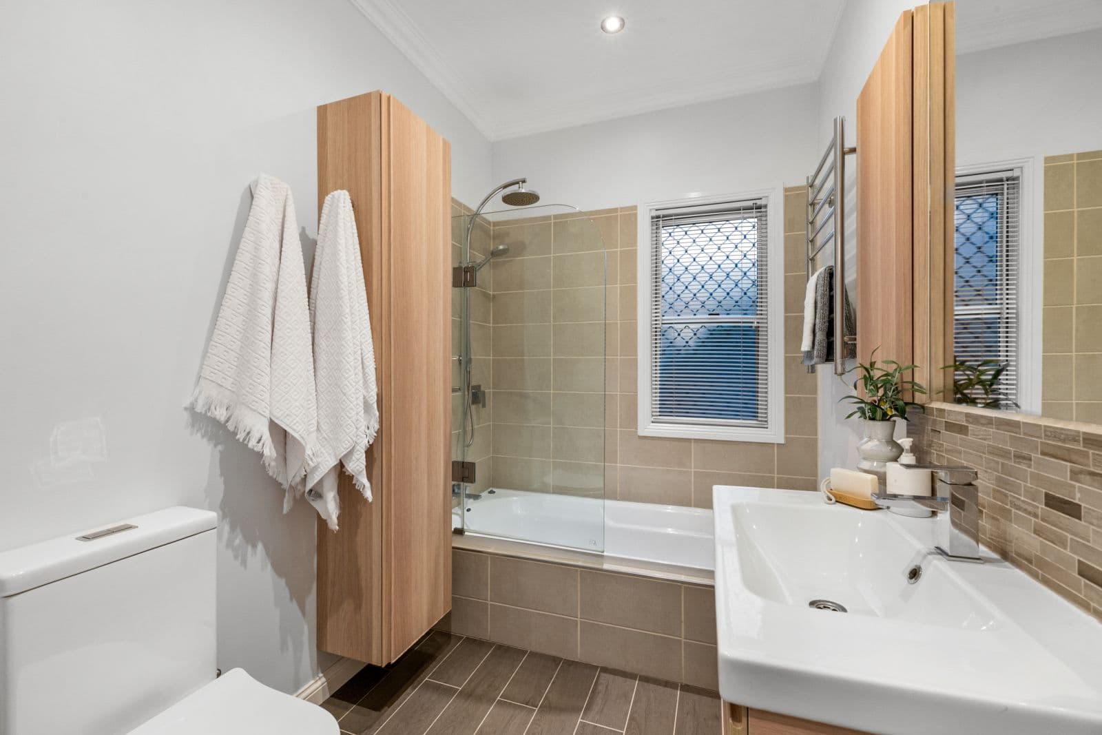 1 Short Street, Woody Point QLD 4019, Woody Point - Thumbnail 8