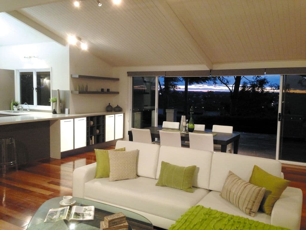 19 Mistral Street, JAMBOREE HEIGHTS QLD 4074, Jamboree Heights - Thumbnail 2