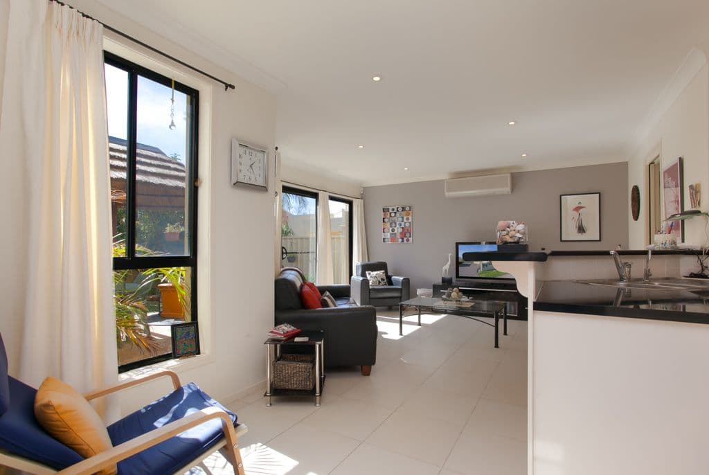 94 Dudley Road, CHARLESTOWN NSW 2290, Charlestown - Thumbnail 4