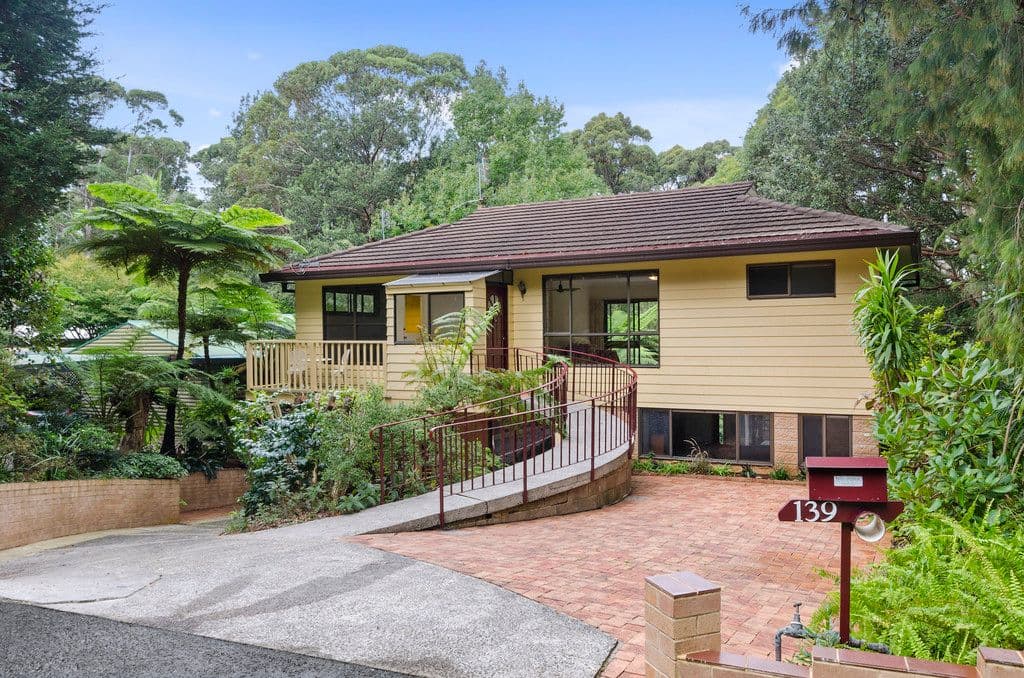 139 Buttenshaw Drive, Austinmer - Image 1