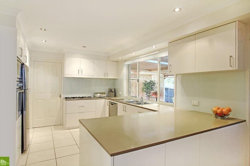 17 Charlotte Harrison Drive, WOONONA NSW 2517, Woonona - Thumbnail 4