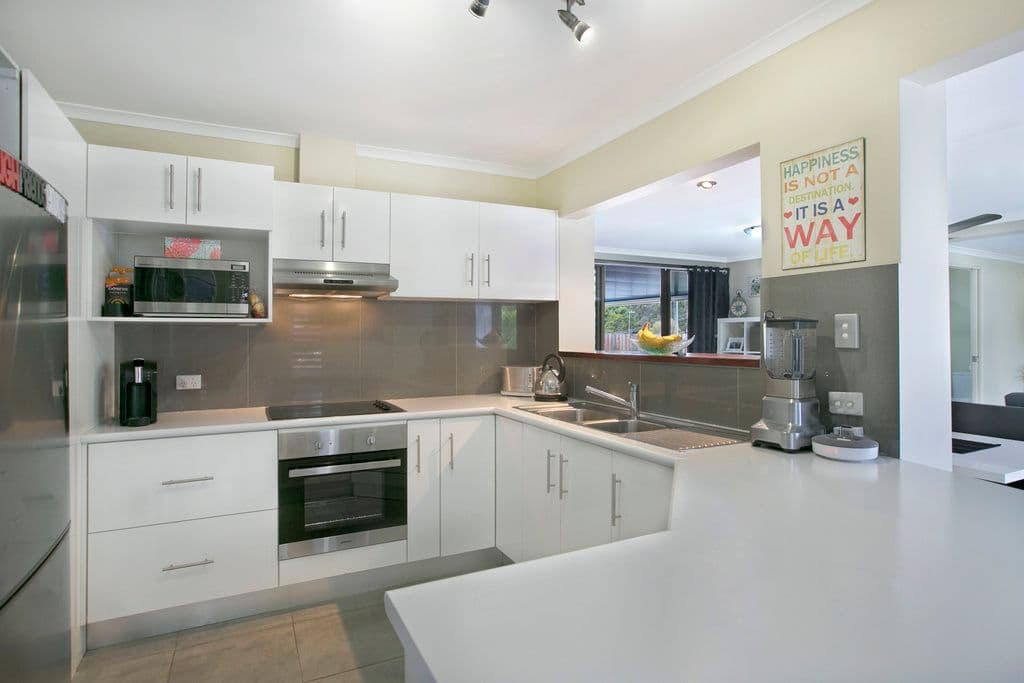 3 Spoonbill Street, BIRKDALE QLD 4159, Birkdale - Thumbnail 3