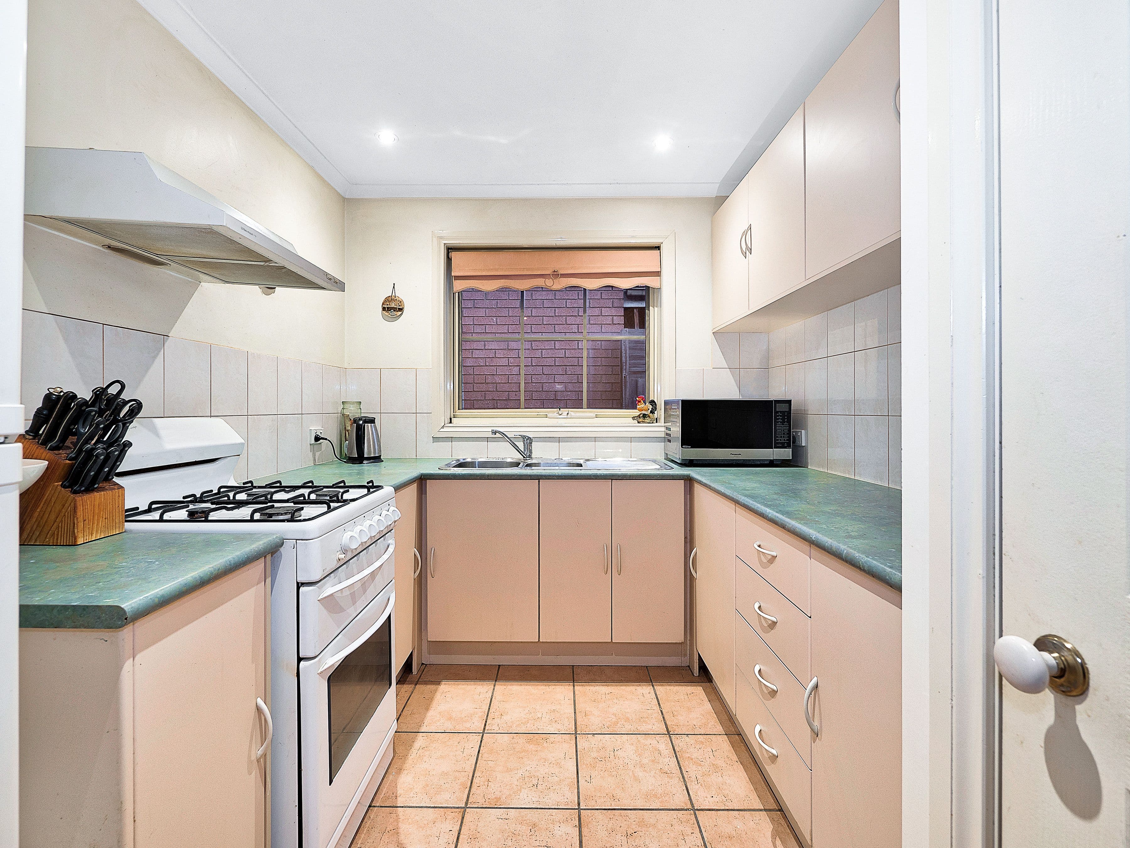 221 Monahans Road, Cranbourne West VIC 3977, Cranbourne West - Thumbnail 5