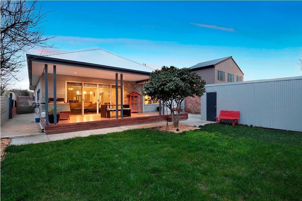 18 Linden Avenue, WENDOUREE VIC 3355, Wendouree - Thumbnail 6